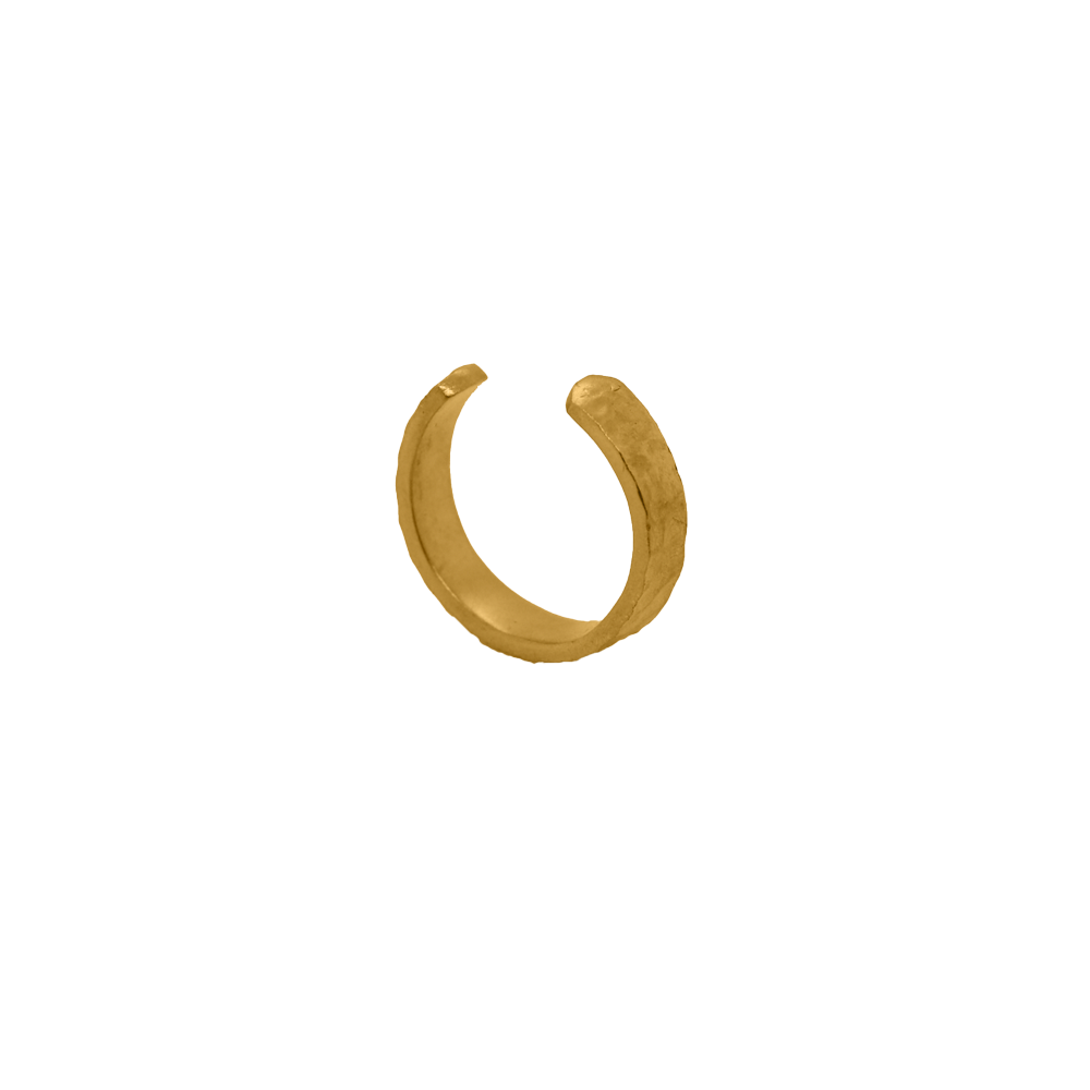 Nebü 24k Hammered Cuff Ring: Medium (0.199oz)